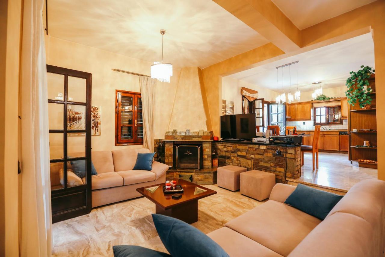Villa Kalma Trílofo Kültér fotó